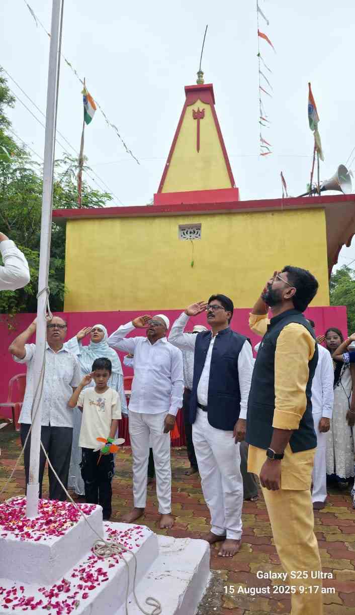 बल्लारपुर में आम आदमी पार्टी ने 79वां स्वतंत्रता दिवस उत्साह से मनाया